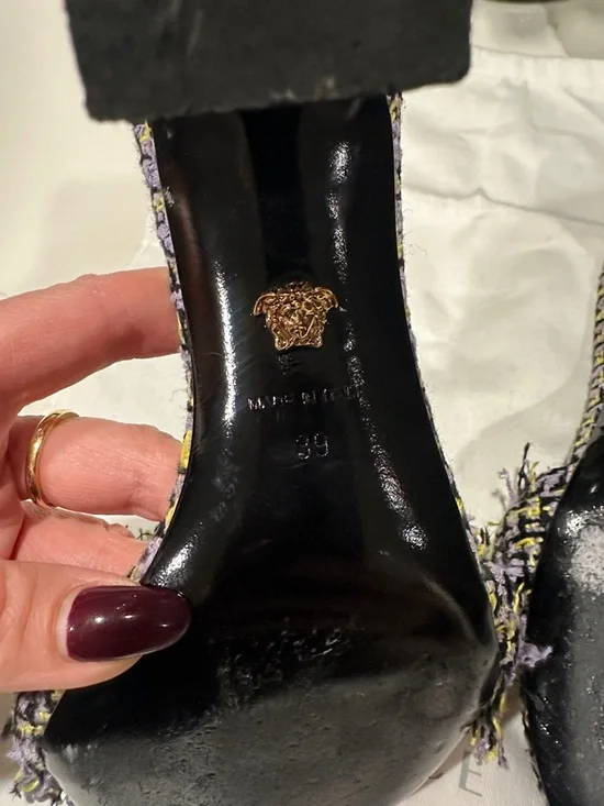 Versace Purple Tweed Slide Sandals with Gold Chain Trim, size 39 - Picture 4 of 4